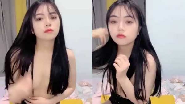 黑丝欲女极致诱惑！揉捏嫩乳淫水四溢 自慰棒抽插小穴发出阵阵娇吟